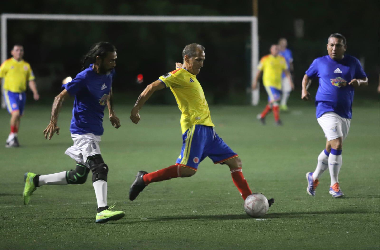 $!Se aprieta la tabla tras cuatro jornadas del Torneo del Recuerdo de Futbol