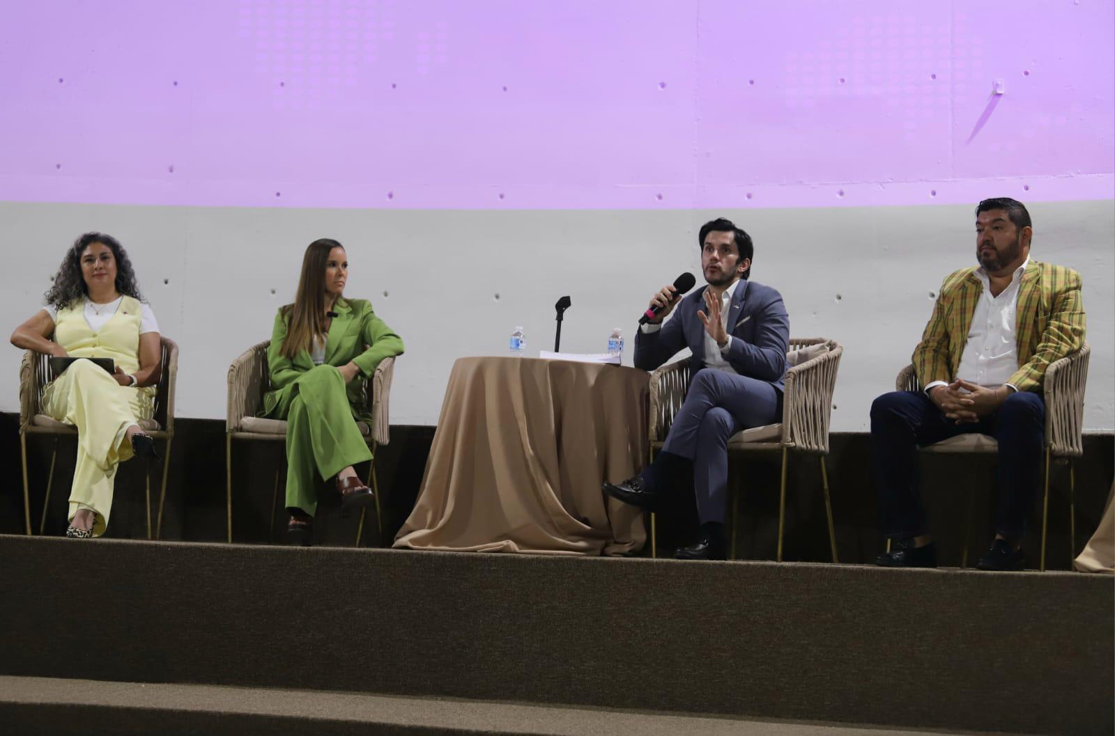 $!Anuncian nueva conectividad aérea de Mazatlán con Guadalajara y Querétaro a través de Volaris