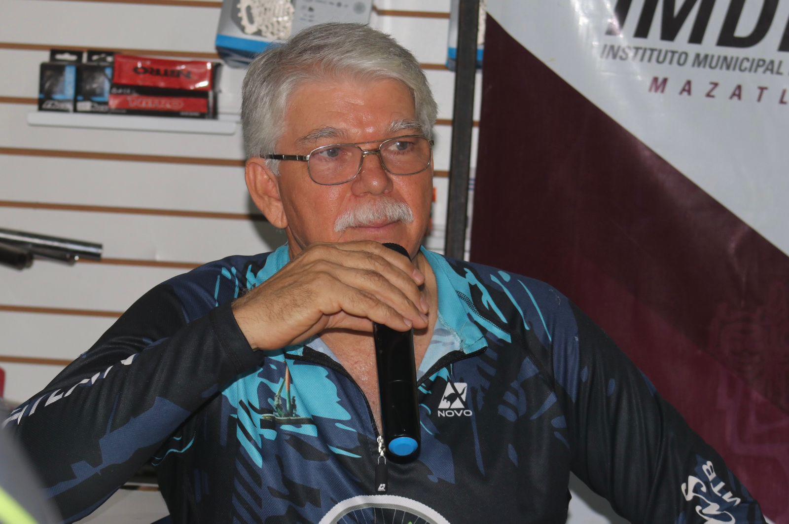 $!Invitan a sacudirse la ‘polilla’ y montar la bicicleta de montaña, en Mazatlán