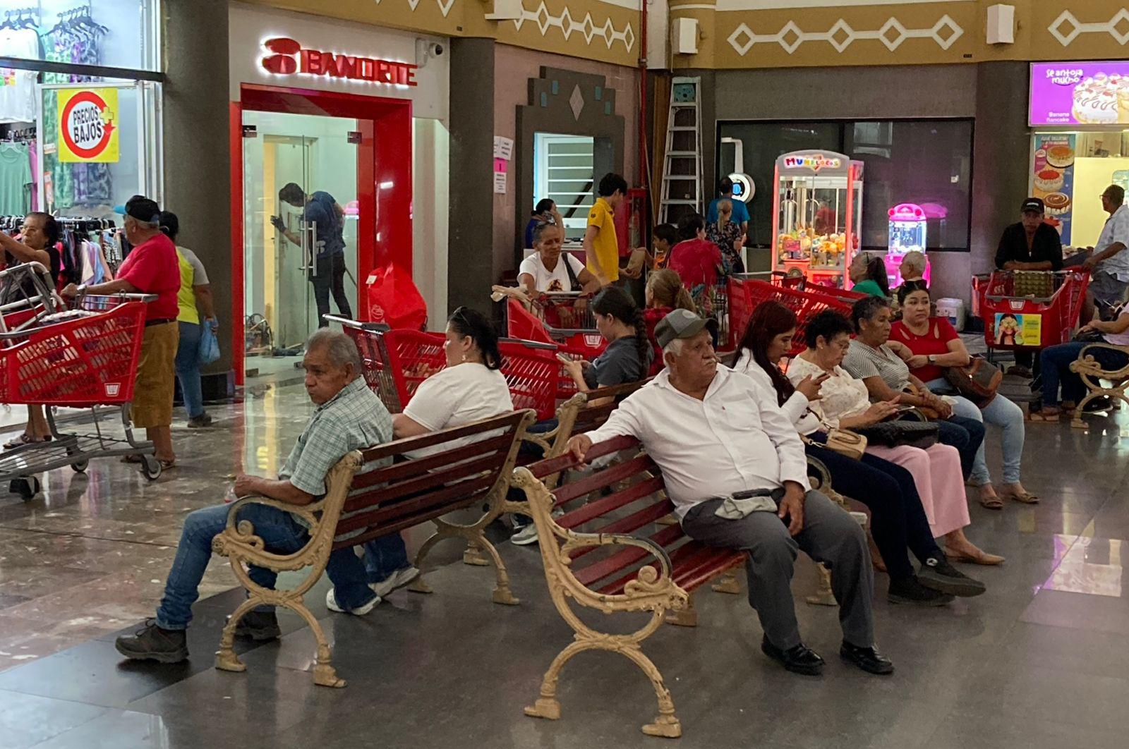 $!Ciudadanos no asistieron a votar el domingo por desconocimiento de candidatos y falta de importancia