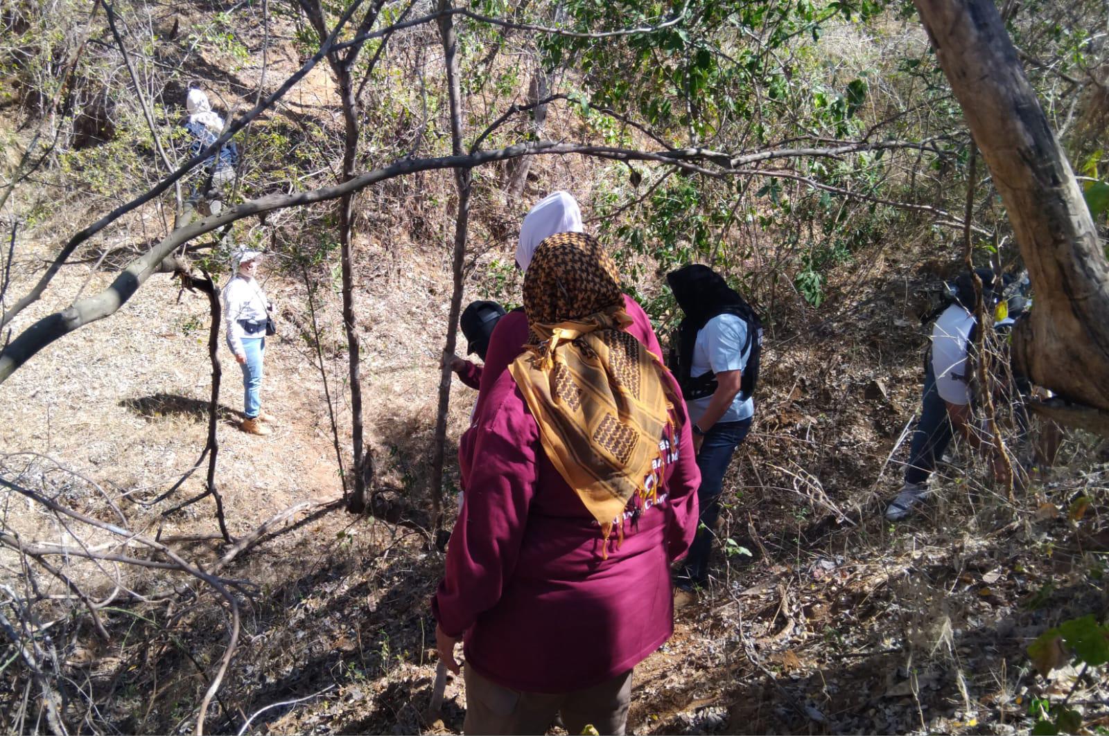 $!Colectivos y la Comisión Nacional de Búsqueda realizan jornada de prospección en El Verde, Concordia