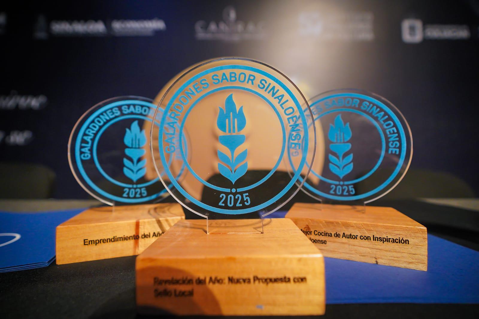 $!Gobierno de Sinaloa reconoce en el Galardón ‘Sabor Sinaloense’ al sector gastronómico