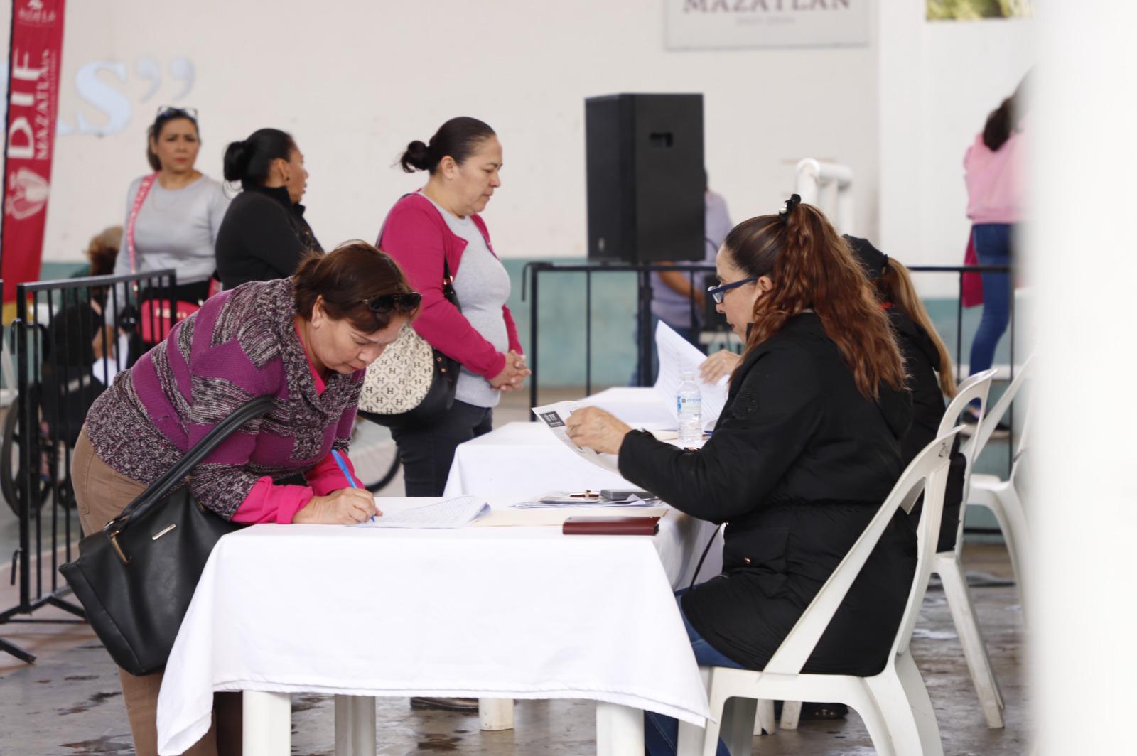 $!Personas con discapacidad reciben mil pesos de apoyo de noviembre y diciembre de 2024