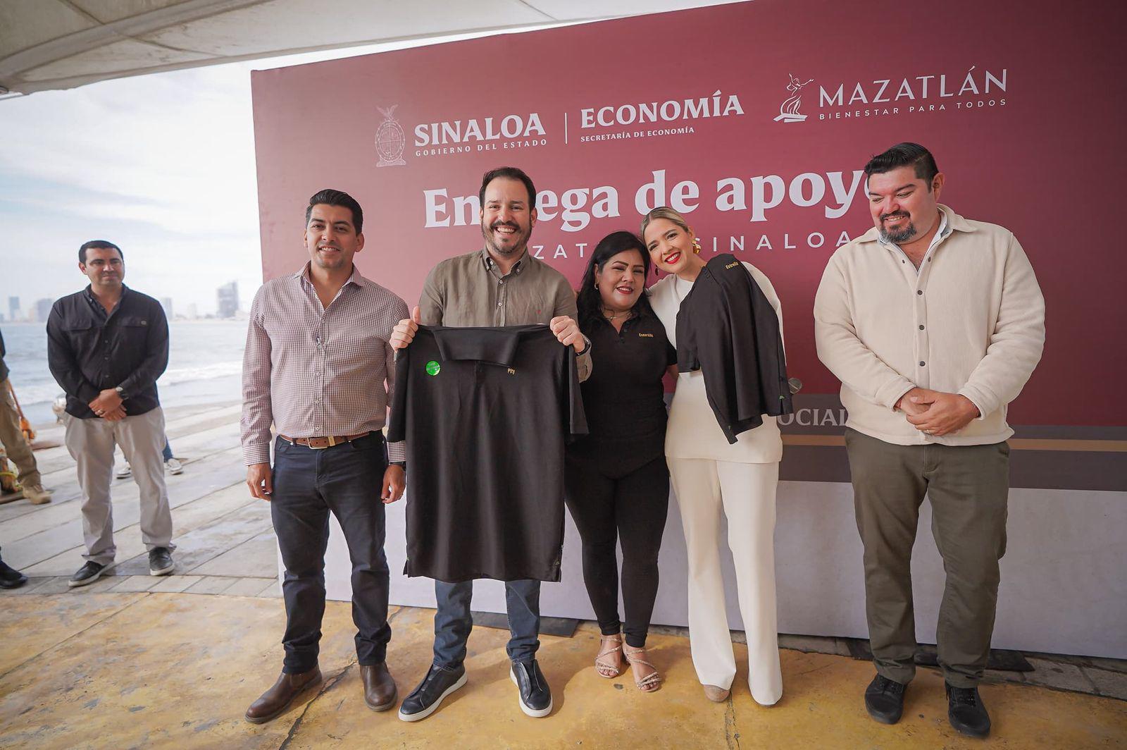 $!Entregan 400 apoyos directos a músicos; ya son mil integrantes beneficiados