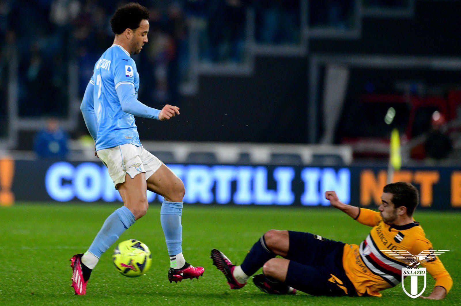 $!Luis Alberto ‘desatasca’ a la Lazio con un golazo