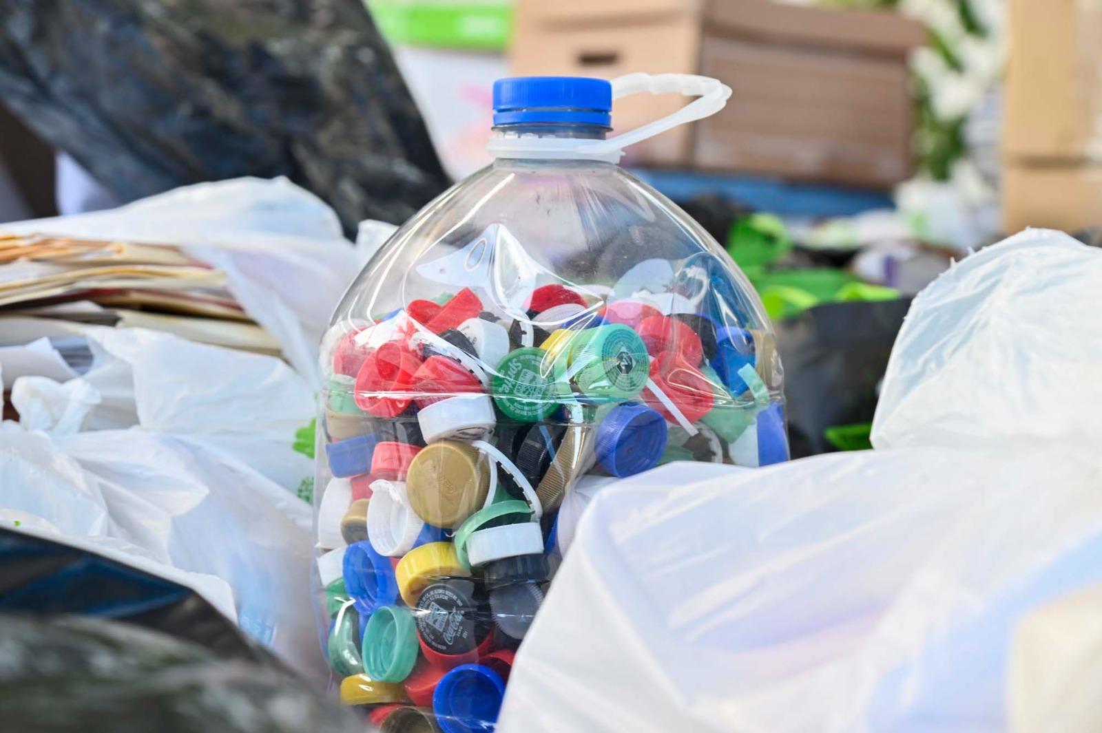$!Entrega Preparatoria Central Diurna de la UAS más de 700 kilos de material reciclable