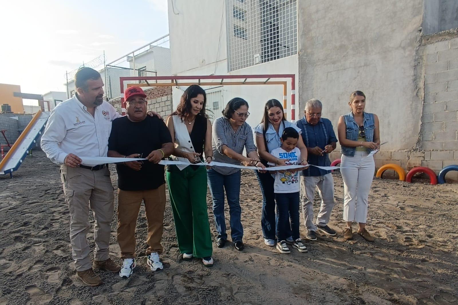 $!Entrega Ayuntamiento de Mazatlán nuevo espacio recreativo en Jardines de la Rivera