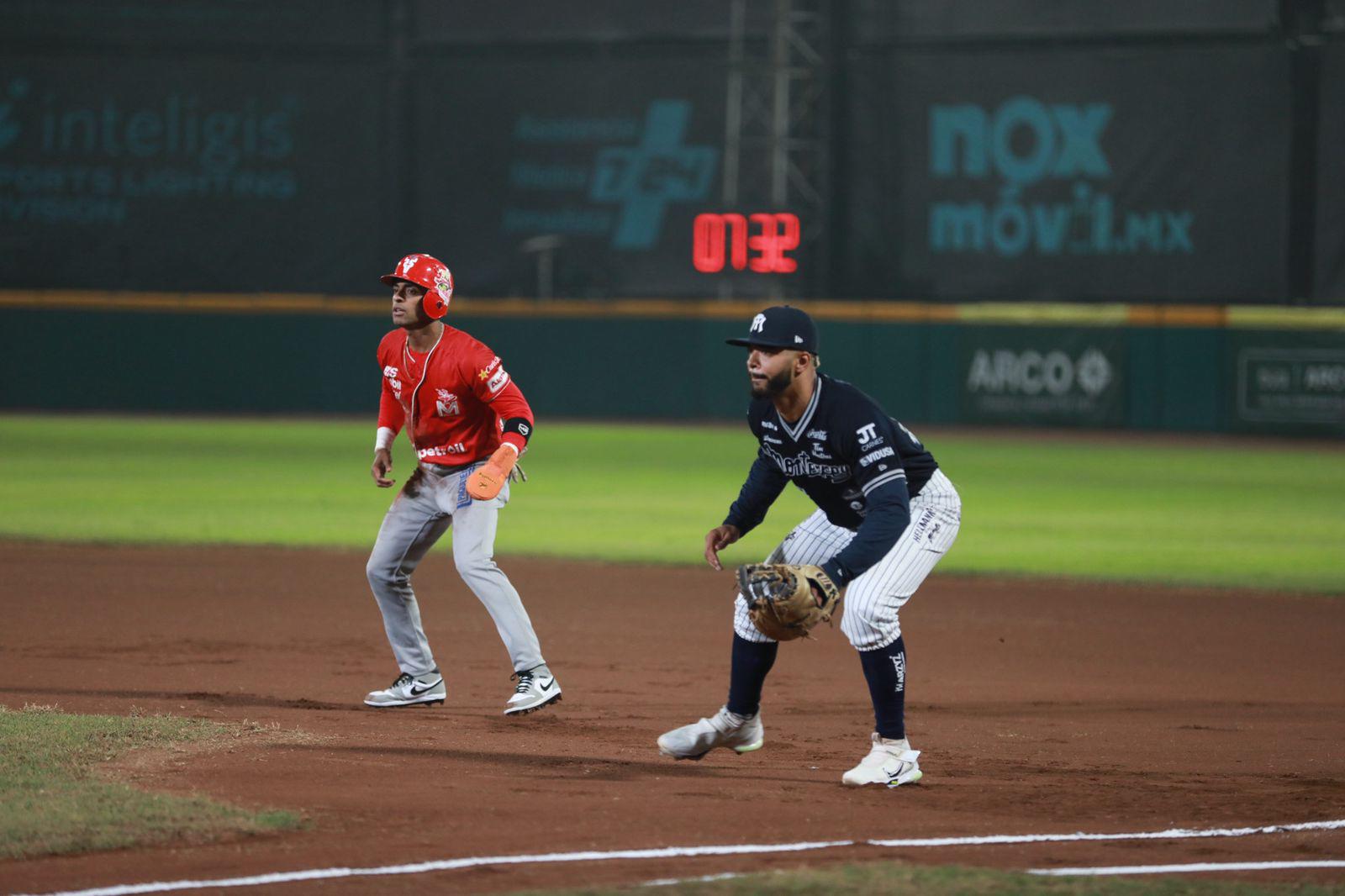 $!Brazo de Torres-Pérez y bateo oportuno llevan a Venados al triunfo ante Sultanes