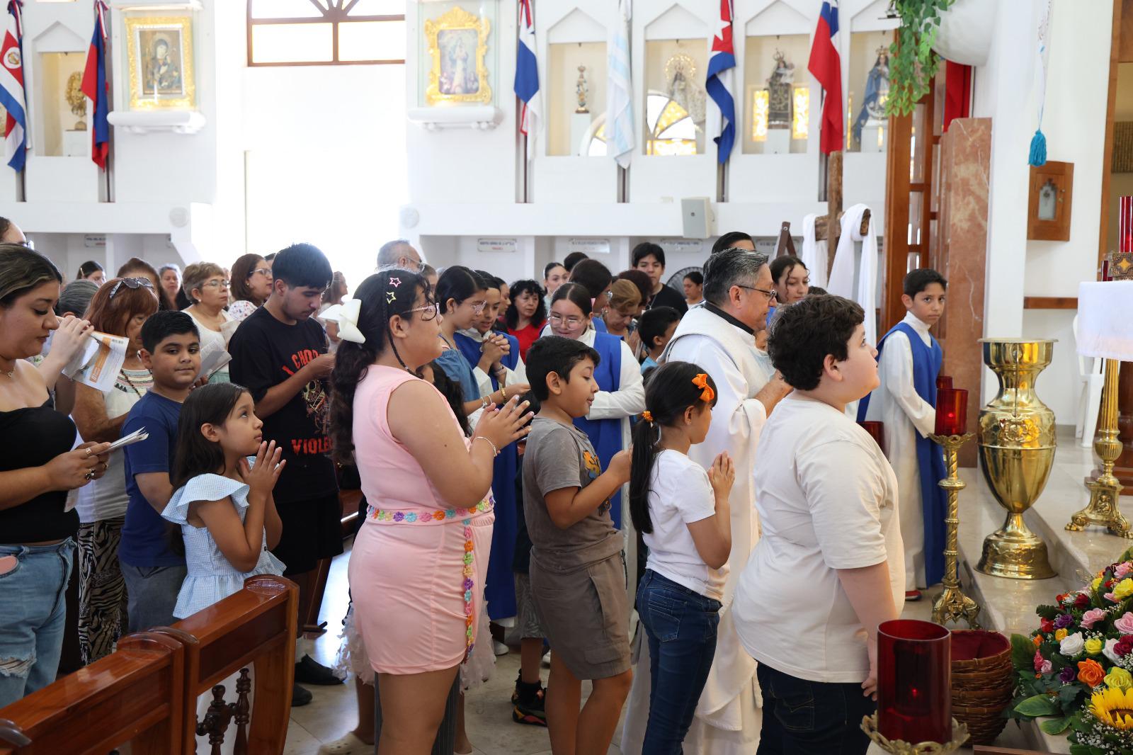 $!Celebra Parroquia de ‘Nuestra Señora de Fátima’ emotiva misa de exaltación a la Santa Cruz