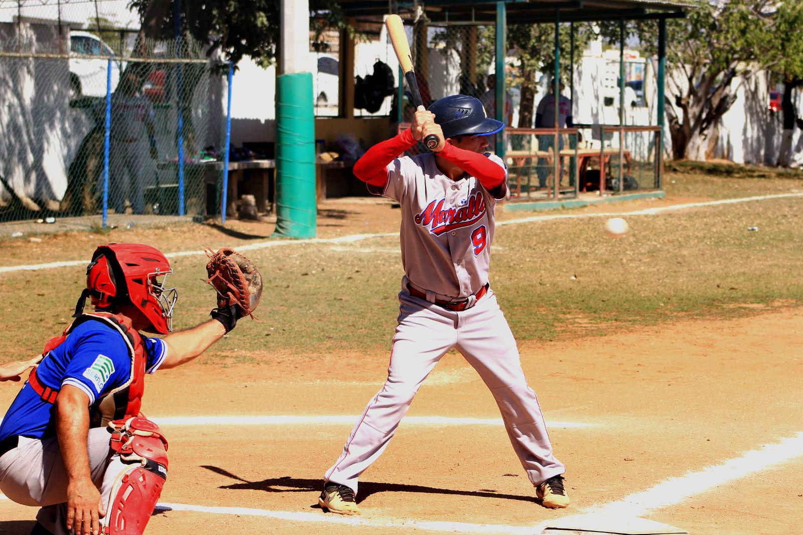 $!Covec debuta con triunfo en Liga de 40 Años y Más