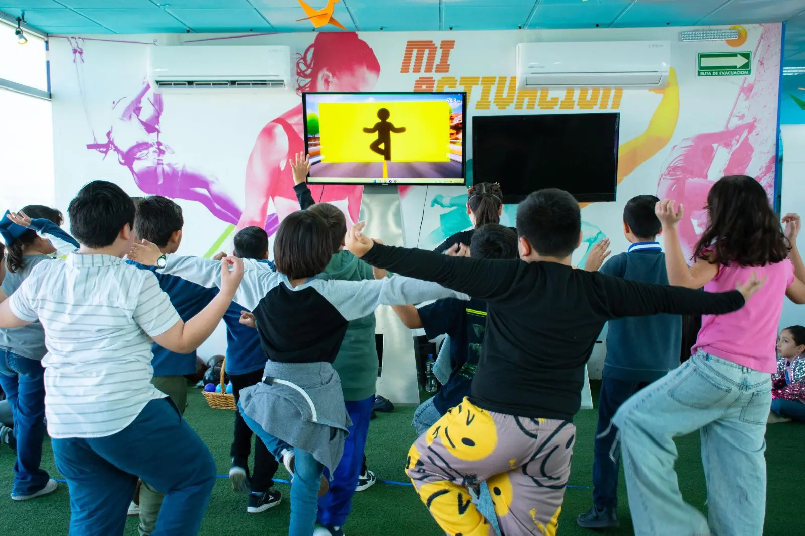 $!Fomentan estilos de vida saludables en niñas y niños durante el Consejo Técnico Escolar en el Instituto MIA