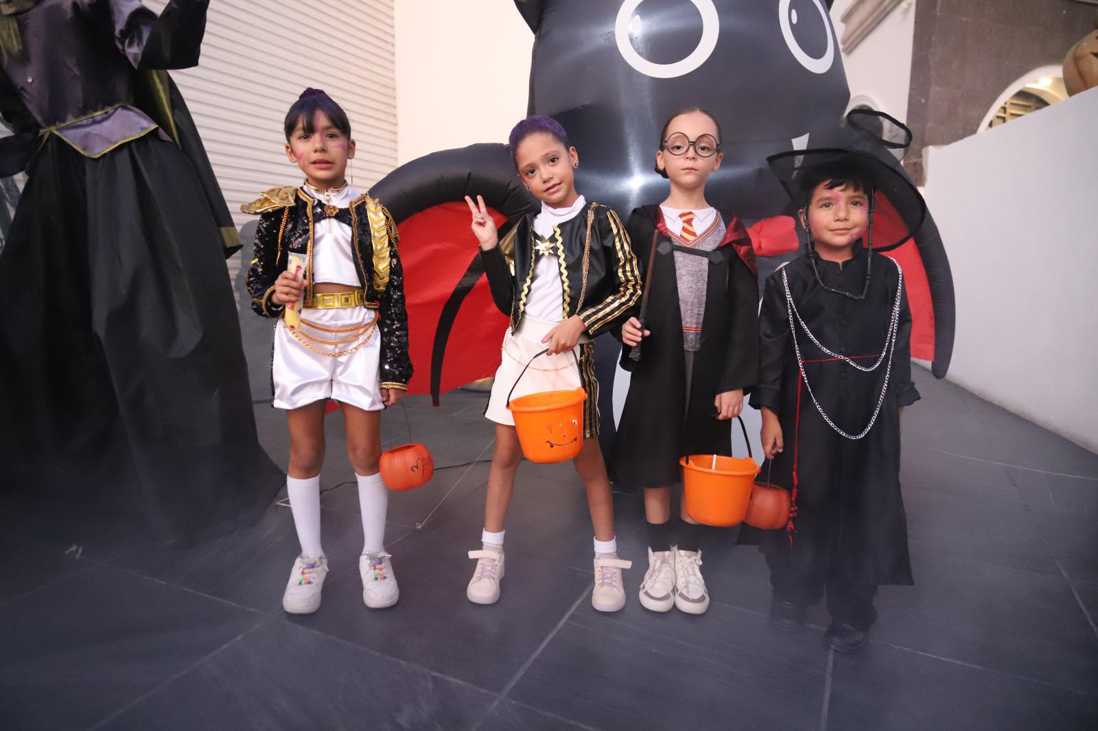$!Familias de El Cid celebran Halloween con alegría y color en Mazatlán