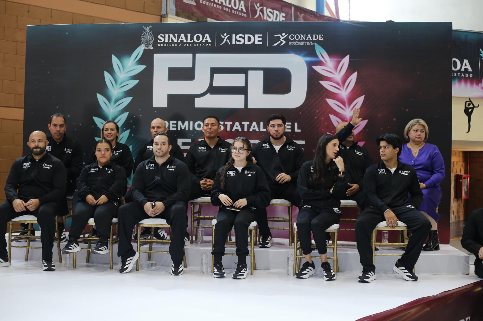 $!Reconocen a Luis Carlos López y Aarón Ibarra con el Premio Estatal del Deporte 2025