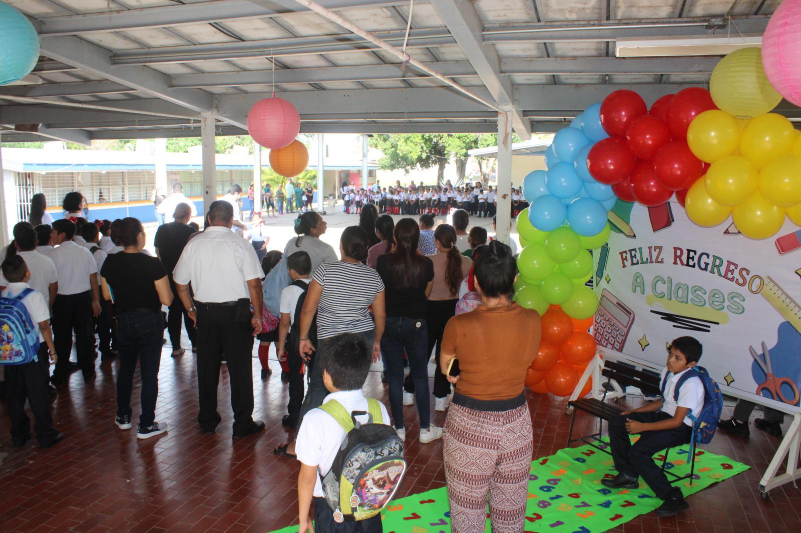 $!En Rosario tienen ‘agitado’ inicio de ciclo escolar 2025-2026