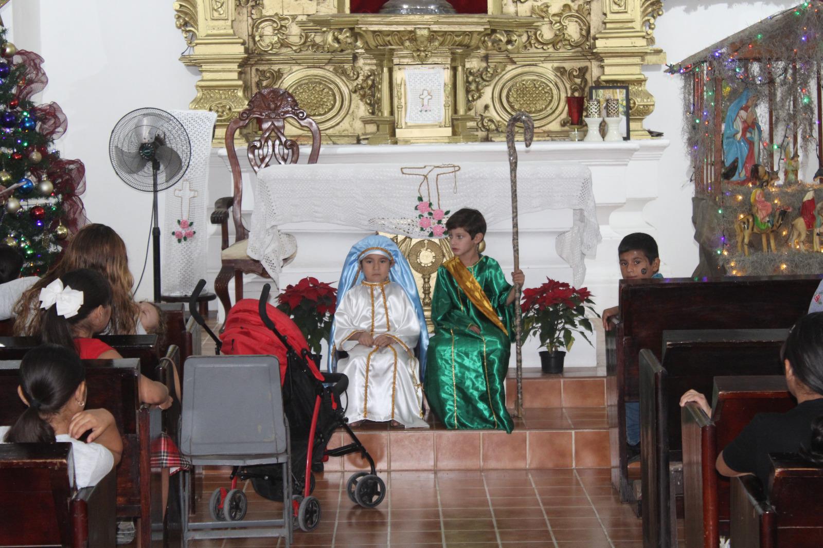 $!Barrio de la Santa Cruz en Rosario ha mantenido por casi medio siglo sus tradicionales posadas