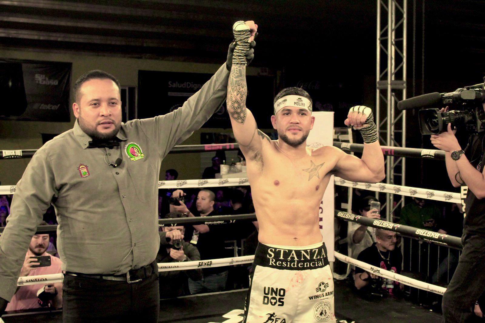 $!Gabriel Gollaz domina y noquea en la estelar de Box por Sinaloa