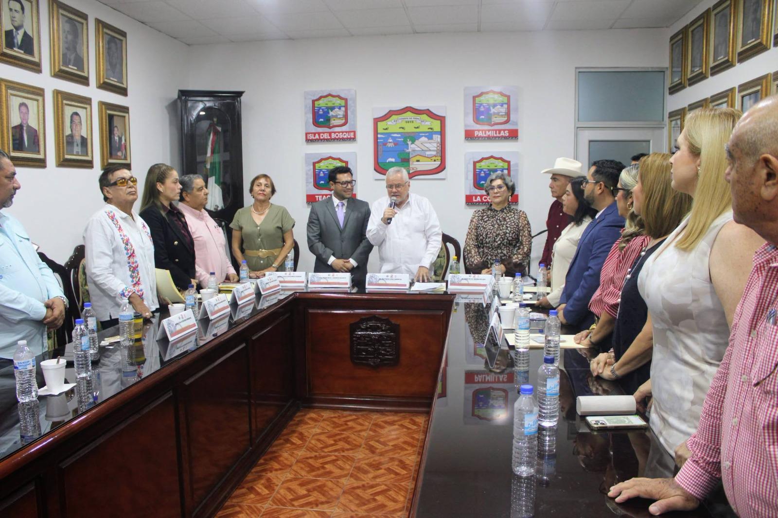 $!Entre obras pendientes y retos de seguridad, Víctor Díaz rinde su segundo Informe de Gobierno en Escuinapa