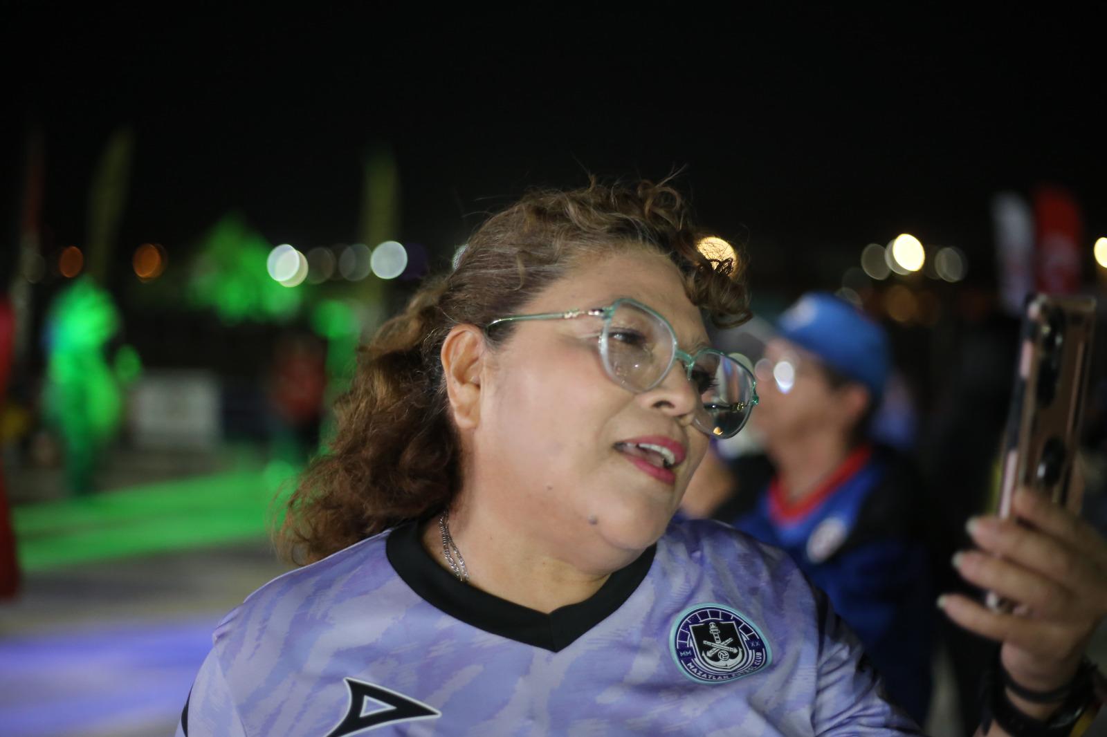 $!La hinchada se hace presente para el choque entre Mazatlán y Cruz Azul