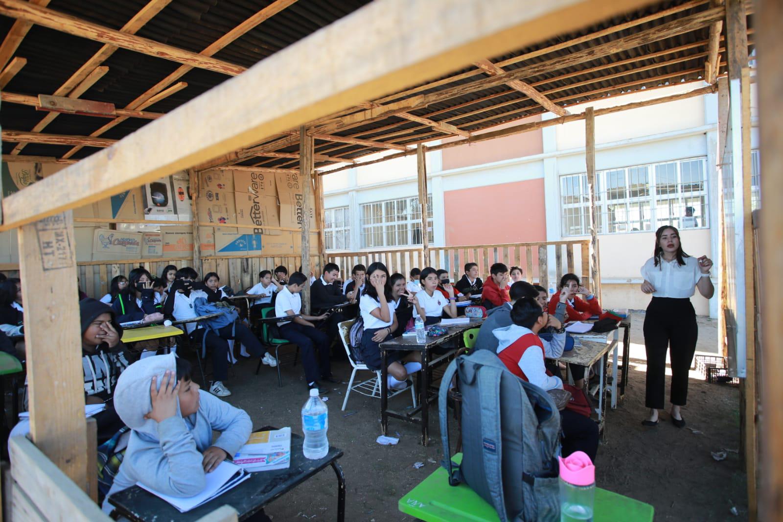 $!Secundaria de Santa Teresa pide ayuda para dejar las aulas de cartón
