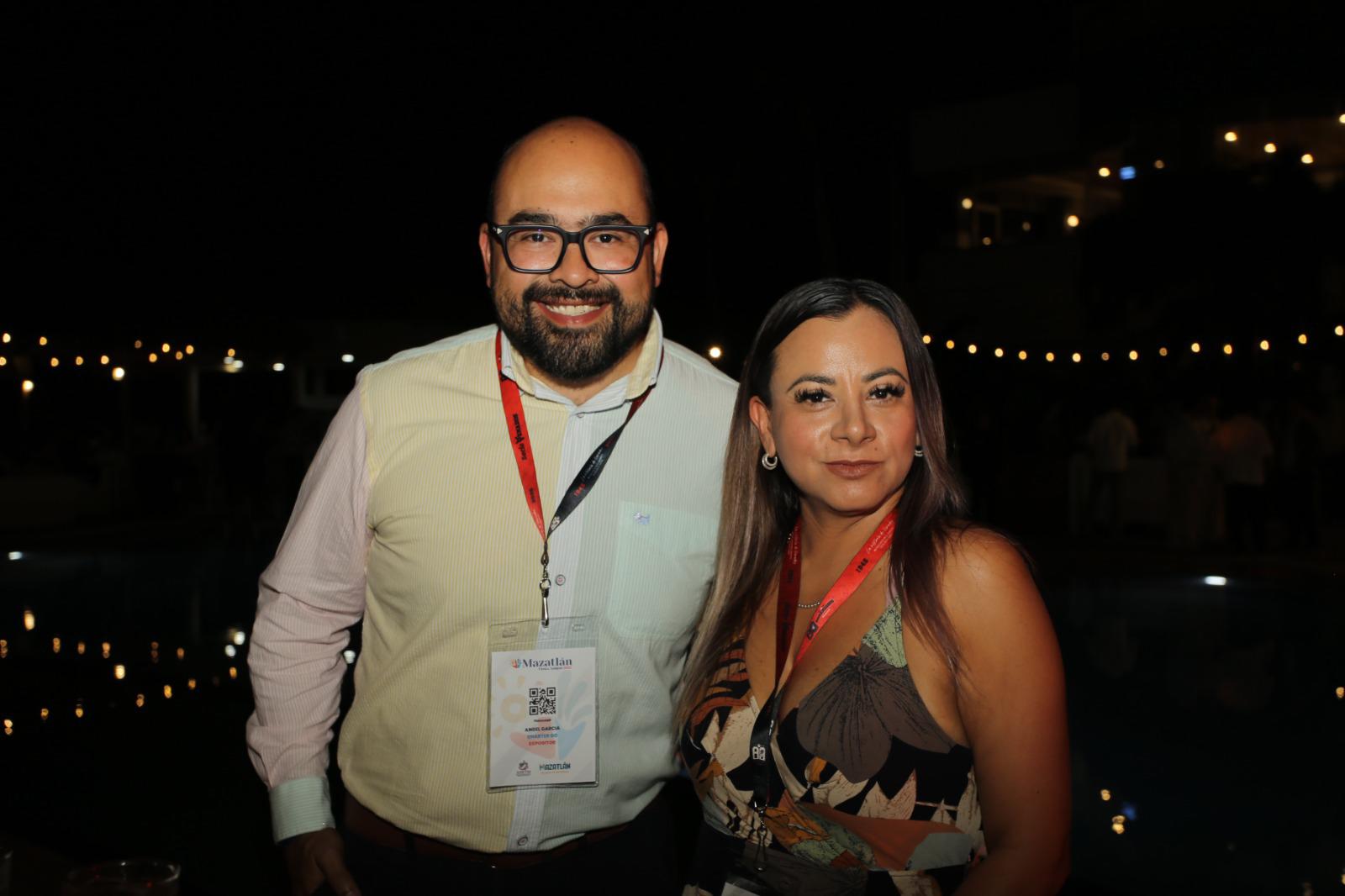 $!Ángel García e Iveth González.