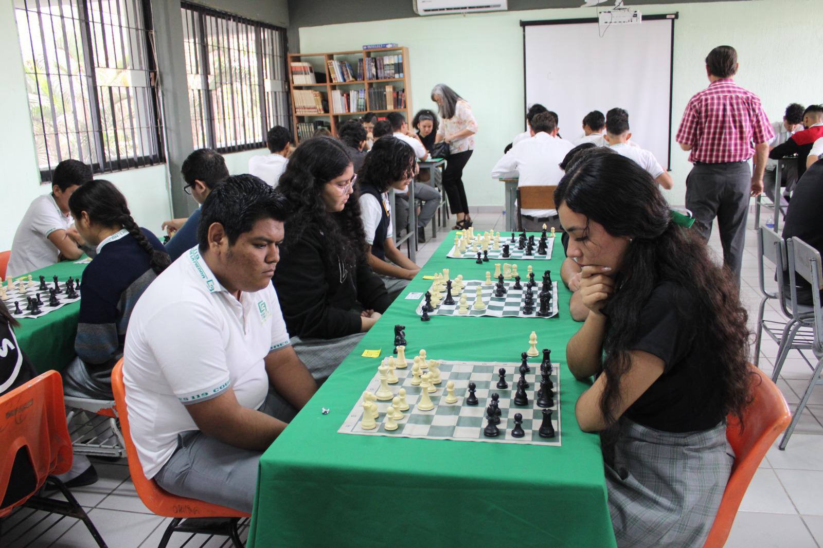 $!Isla de la Piedra obtiene boleto para el estatal de Cobaes