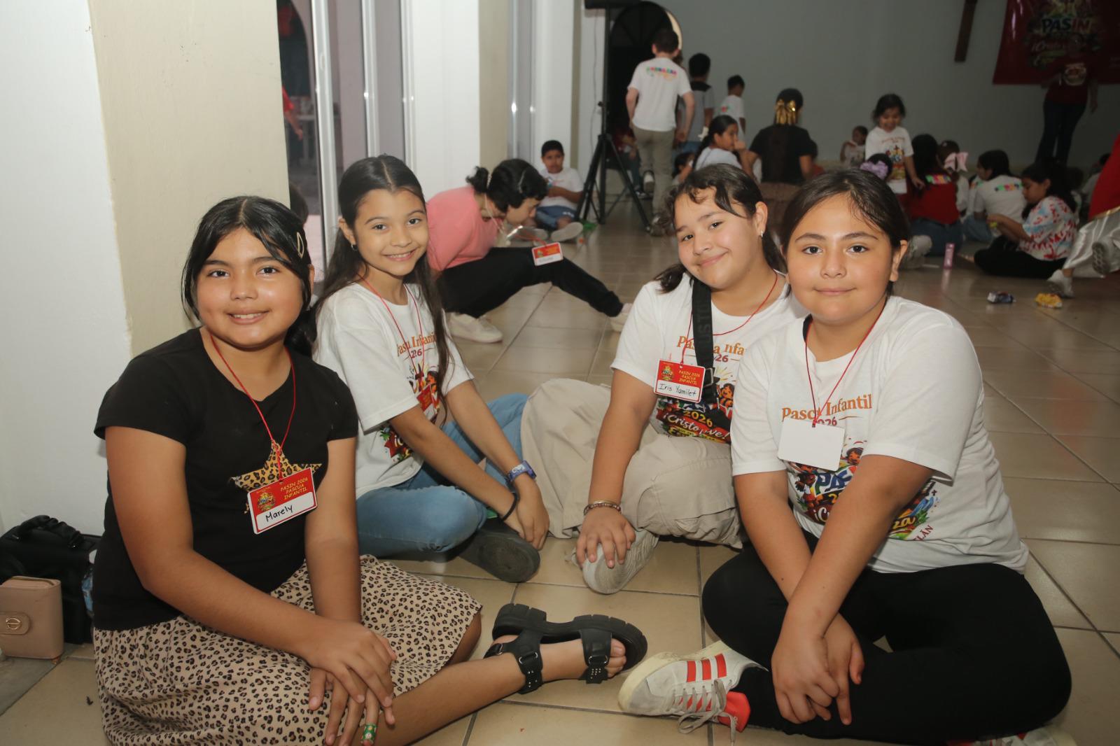 $!Marely Millán, Evolet Chávez, Iris Chávez y Noemi Partida.