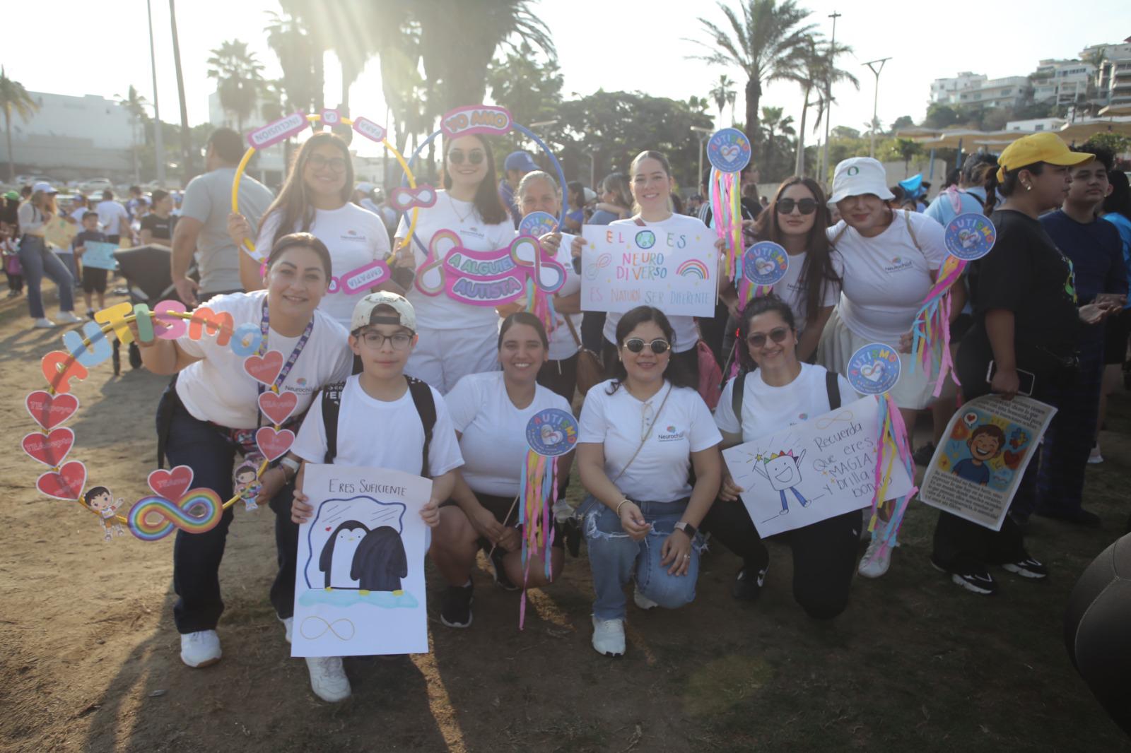 $!Representantes de Neuro Chip asisten a la convivencia organizada por CRIT Sinaloa.