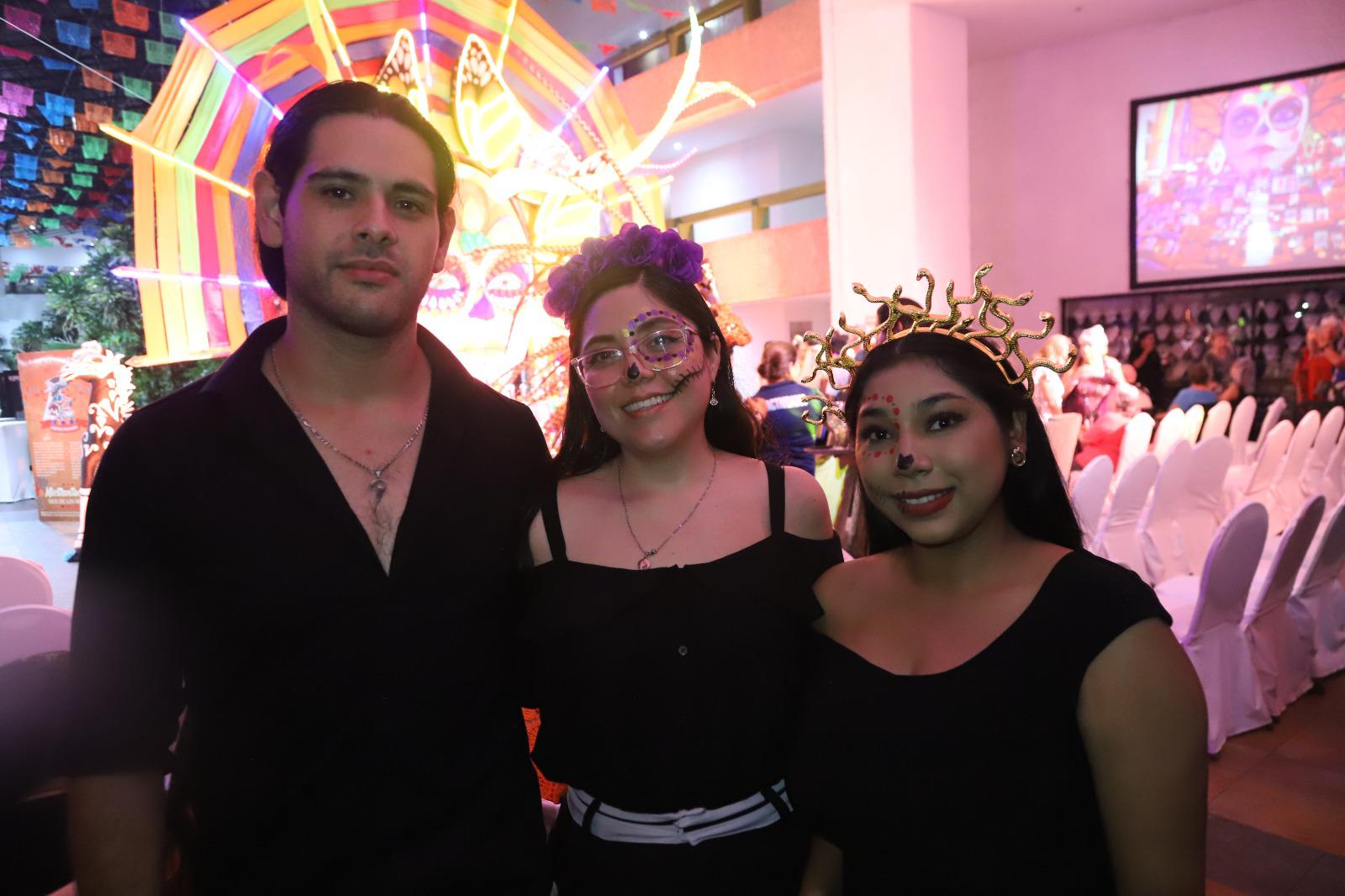 $!Miguel Mendoza, Danae García y Miriam Rivera.