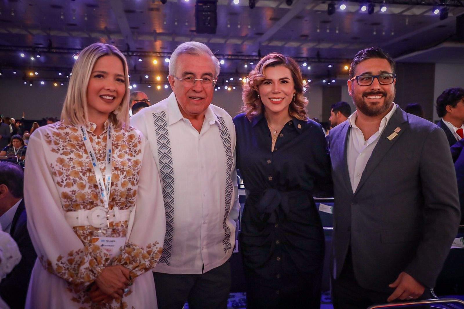 $!Anuncia Rocha Moya proyecto de tren para Sinaloa en Tianguis Turístico