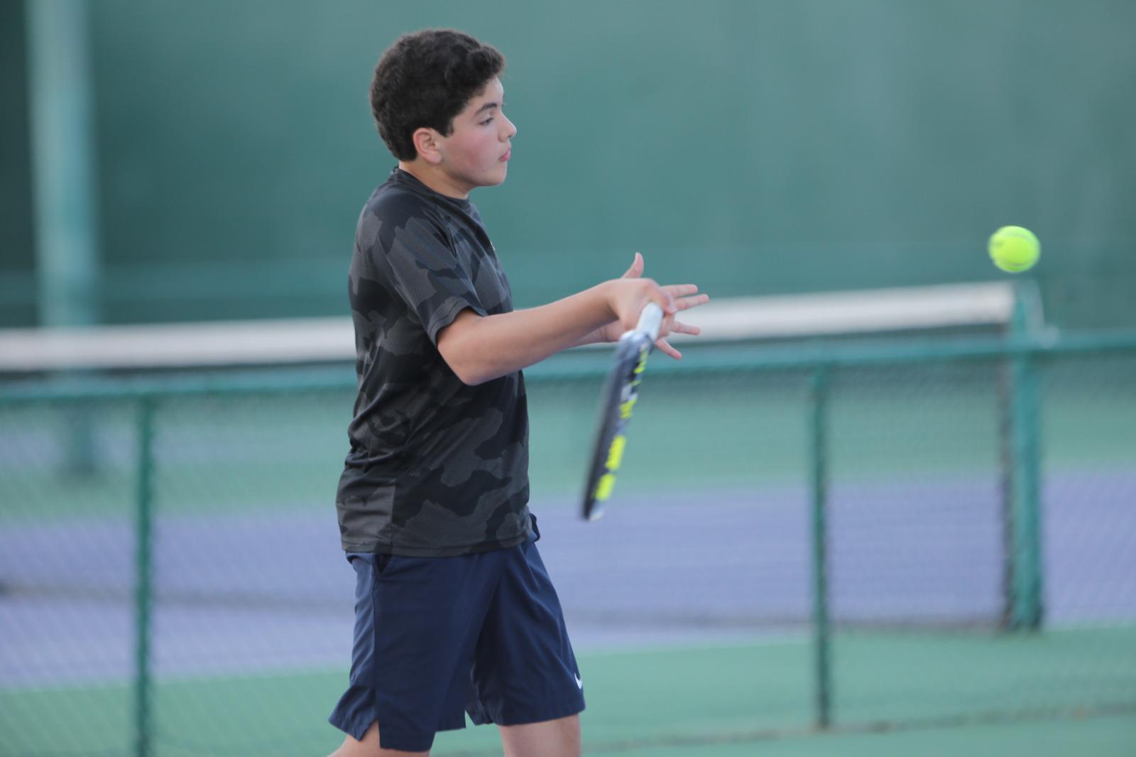 $!Aurora Téllez y Román Lizárraga brillan en el Circuito Municipal de Tenis en Mazatlán