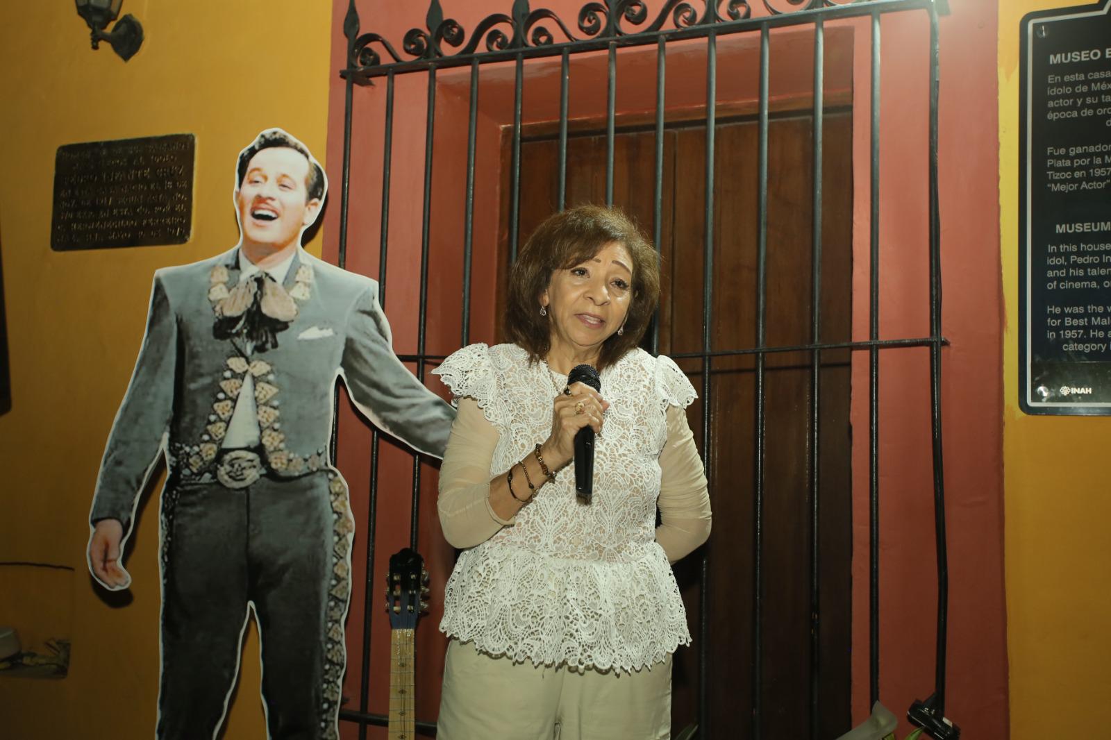 $!Sandra Ortega expresó unas palabras a los presentes.