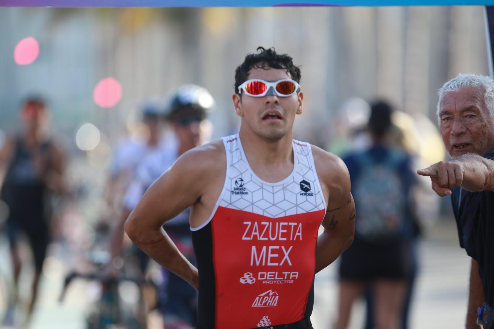 $!José Luis ‘Perrón’ Zazueta conquista el Triatlón Trimaz 2026