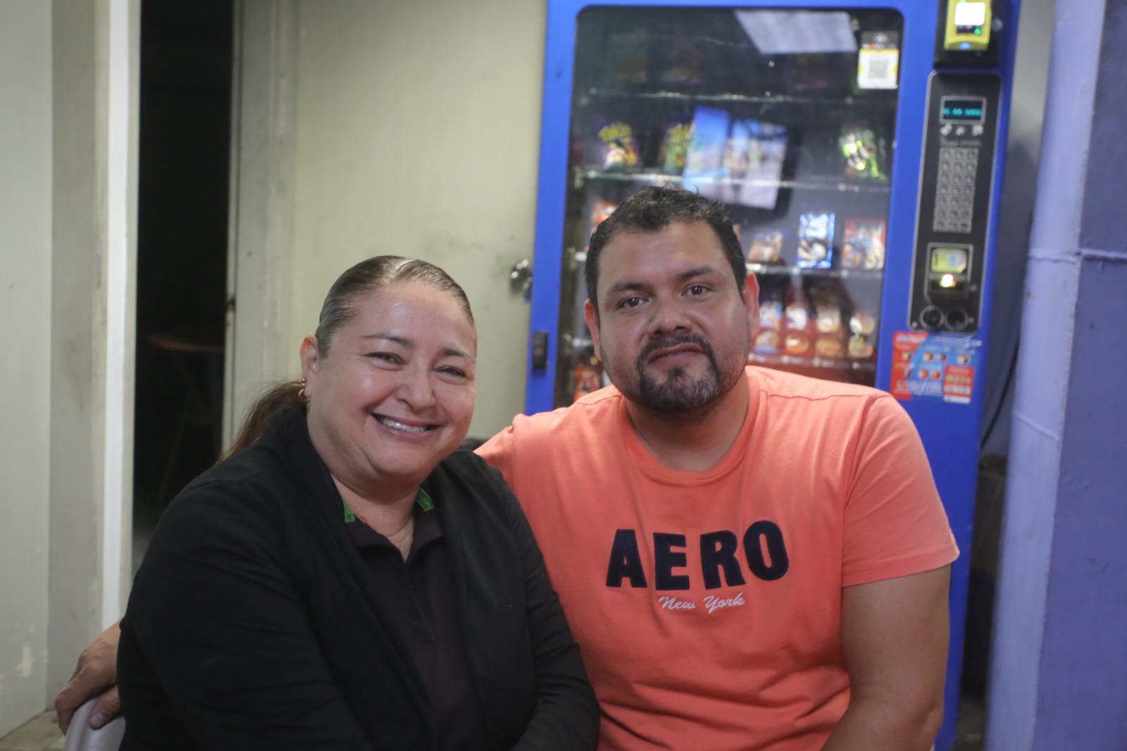 $!Marisela González y Omar Salas.