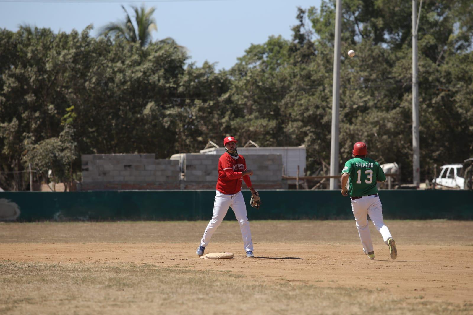 $!ISSSTE consigue importante triunfo en la Liga de Beisbol Burócrata Federal