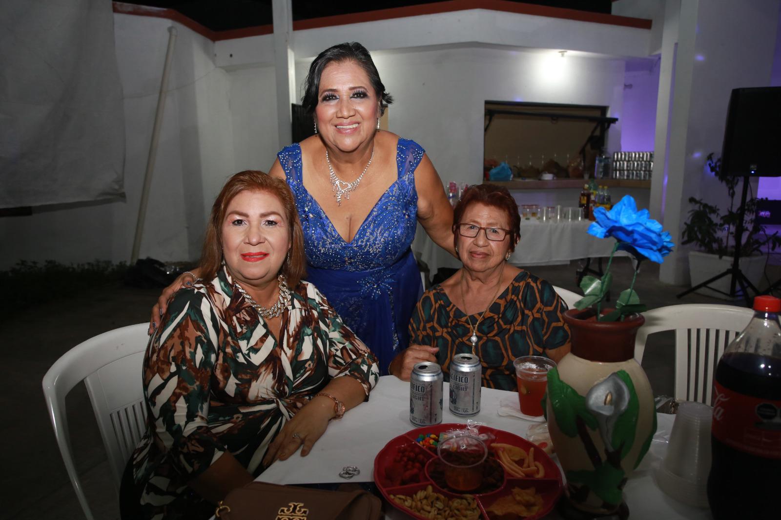 $!Margarita Jasso, Sandra Luz y Raquel Ríos.