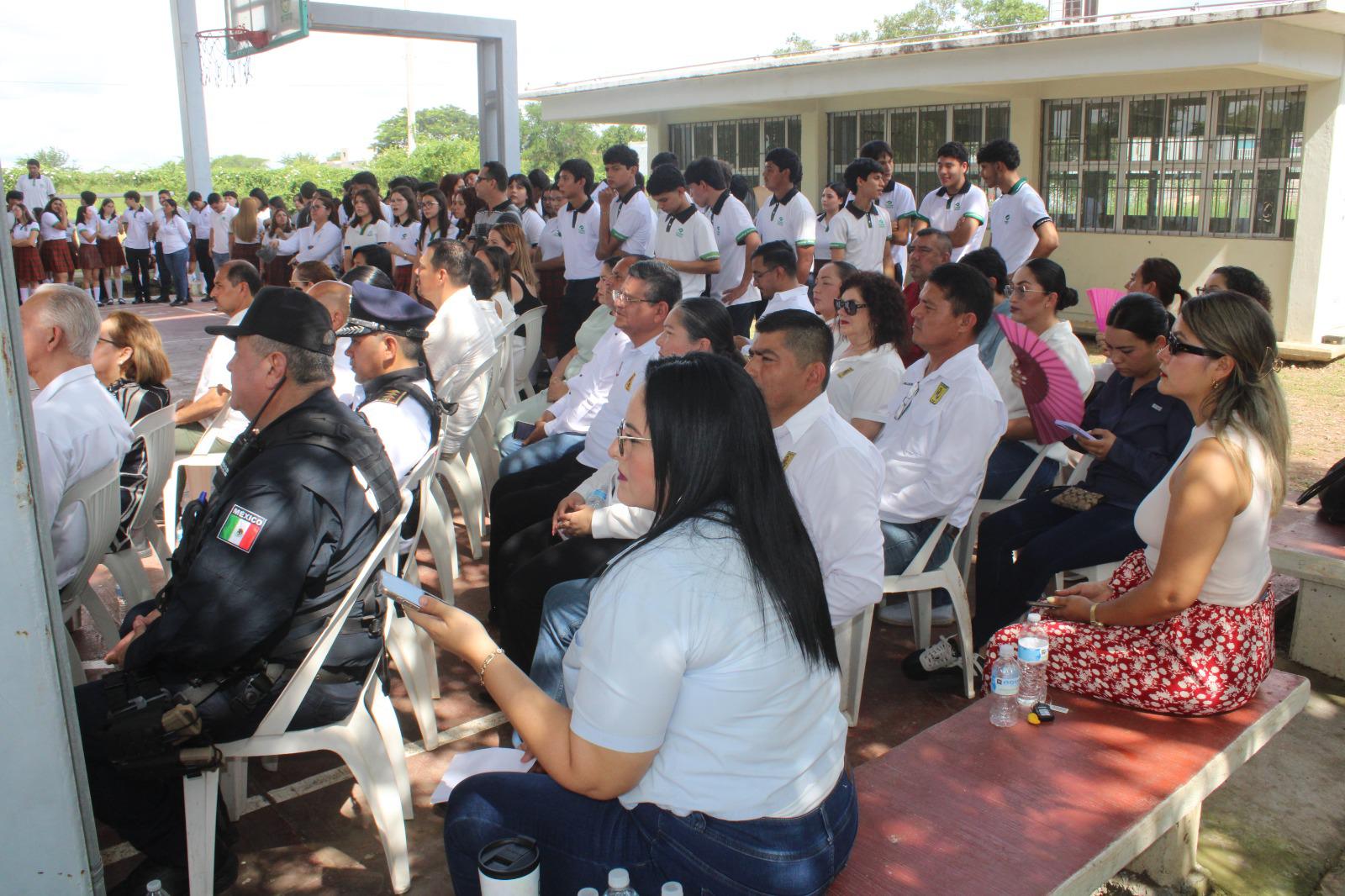 $!Afirma Alcaldesa que en Rosario hay condiciones para que planteles inicien el ciclo escolar