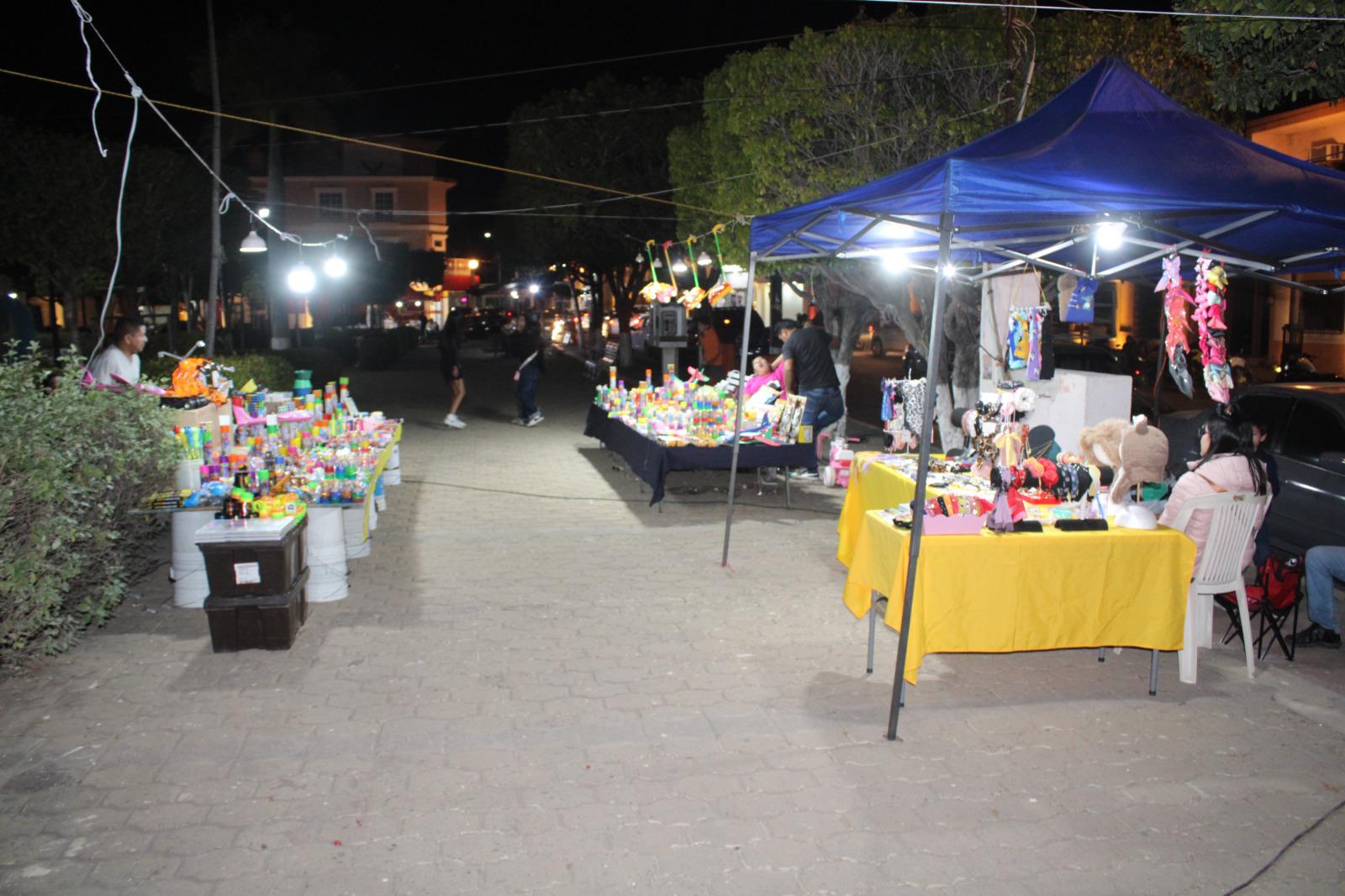 $!Comerciantes se esfuerzan para reactivar la plazuela Gabriel Leyva en El Rosario