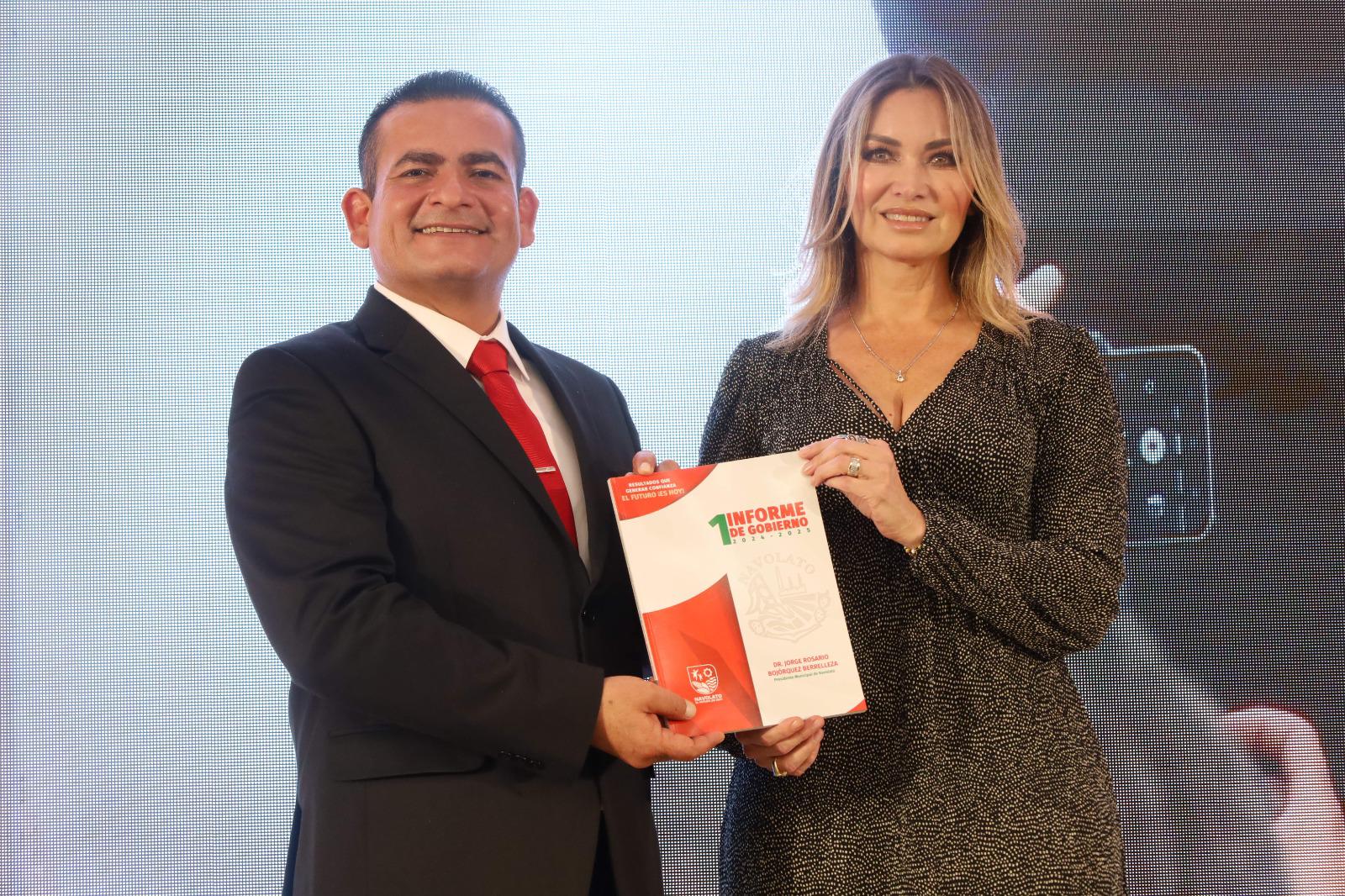 $!Jorge Rosario Bojórquez, Alcalde de Navolato, presenta su Primer Informe de Gobierno