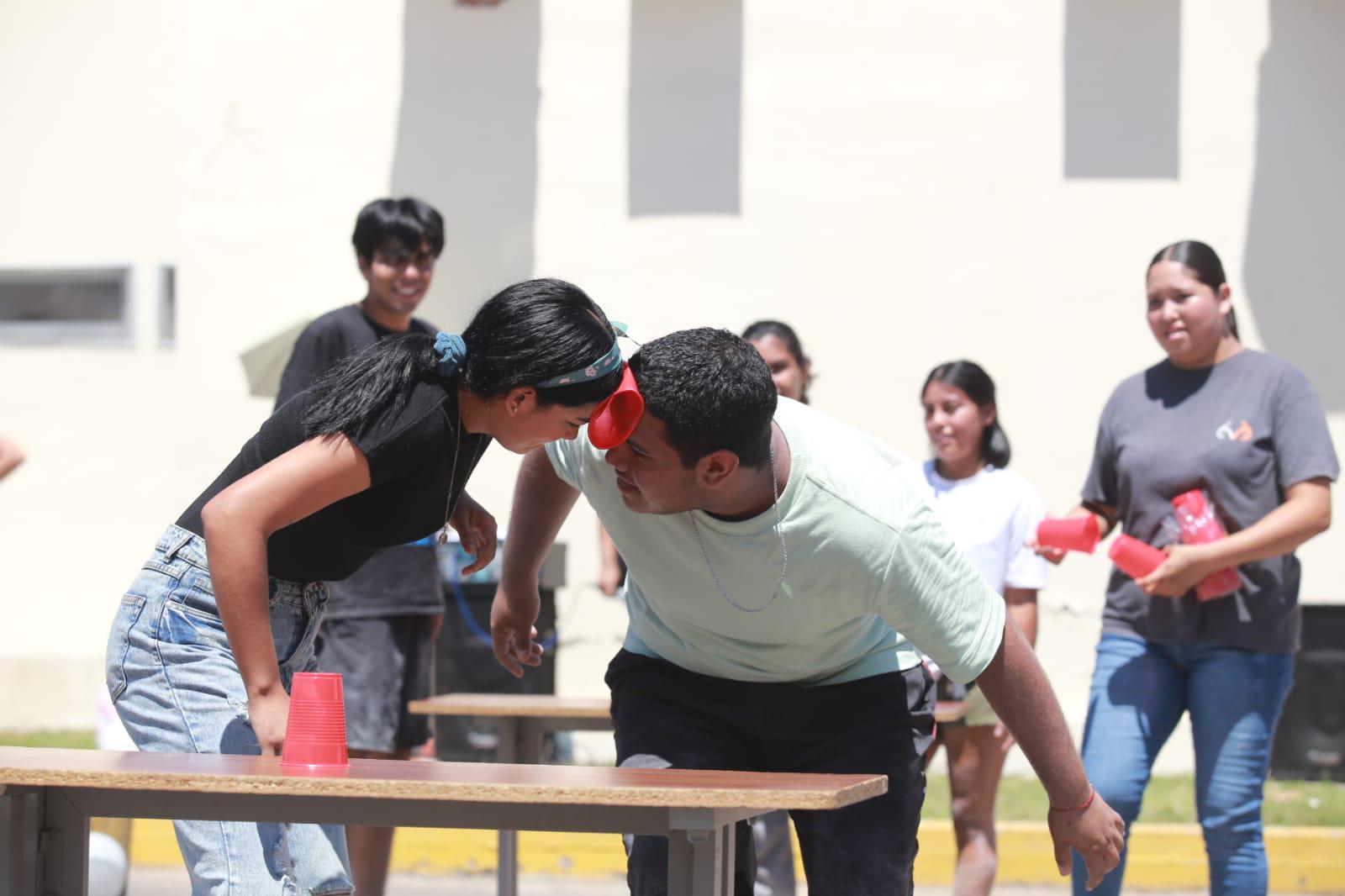 $!Celebran en grande el Día del Estudiante en escuelas de Mazatlán
