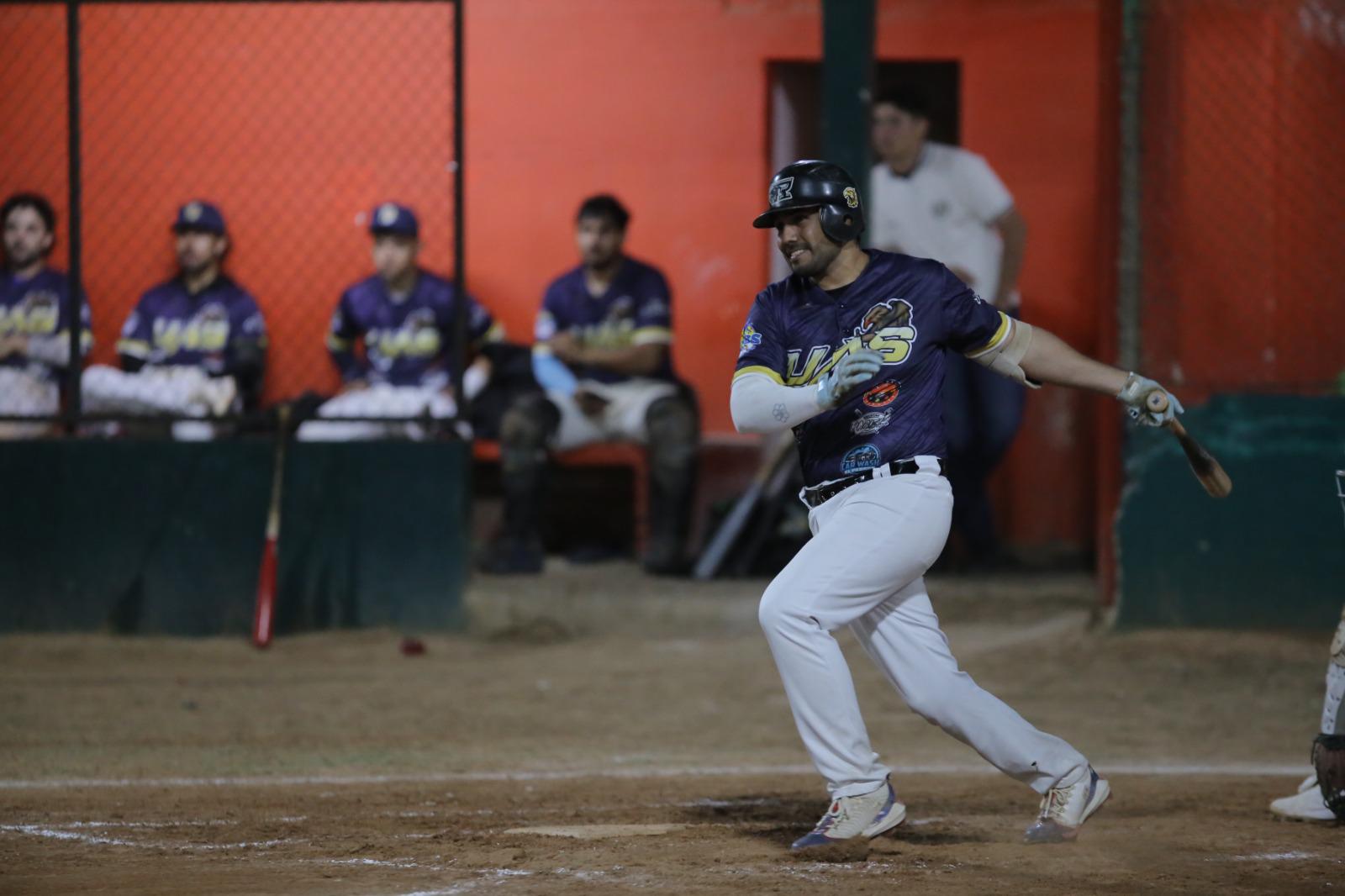 $!SUTERM y Jumapam mantienen paso perfecto en la Liga de Beisbol Clase Abierta