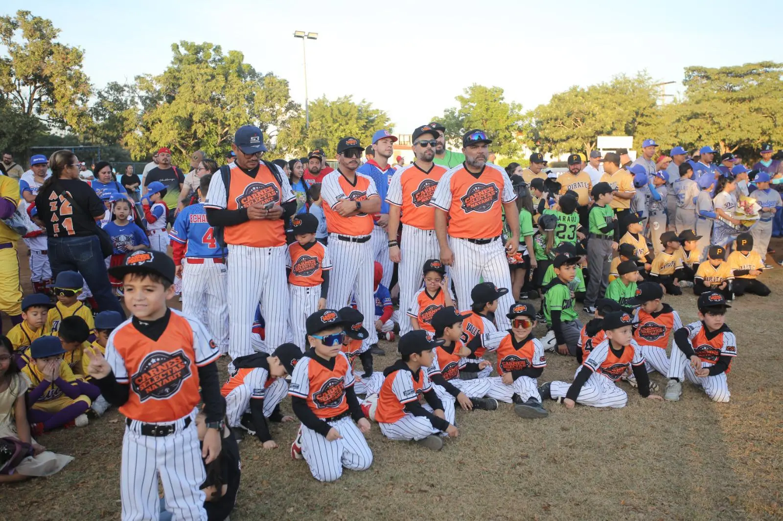 $!Muralla inaugura su temporada infantil y juvenil con homenaje a Gerardo Núñez Sarabia