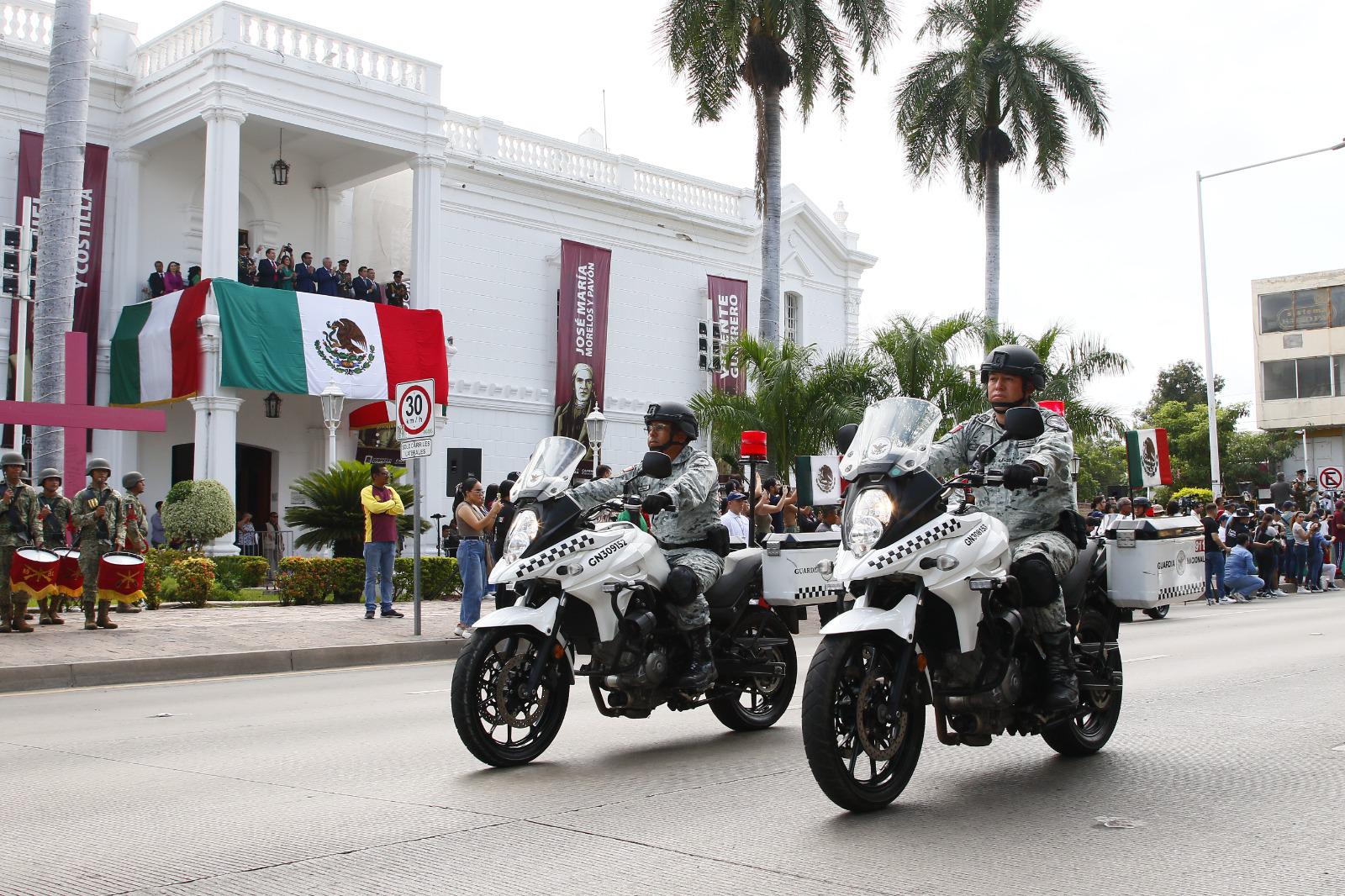 $!Realizan desfile militar en Culiacán por la Independencia de México
