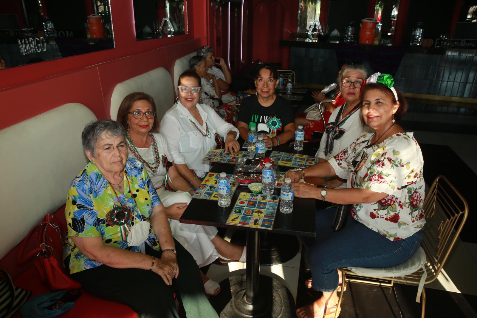 $!Lucila García, Lourdes González, Rebeca Díaz, Celia Gómez, Jaqueline Martínez y Mercedes Osuna.