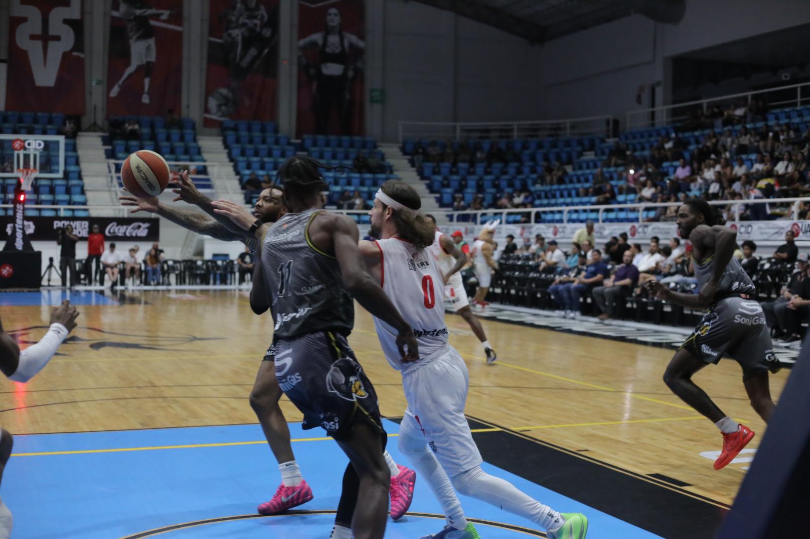 $!Caballeros de Culiacán vencen a Venados en arranque de serie del Cibacopa