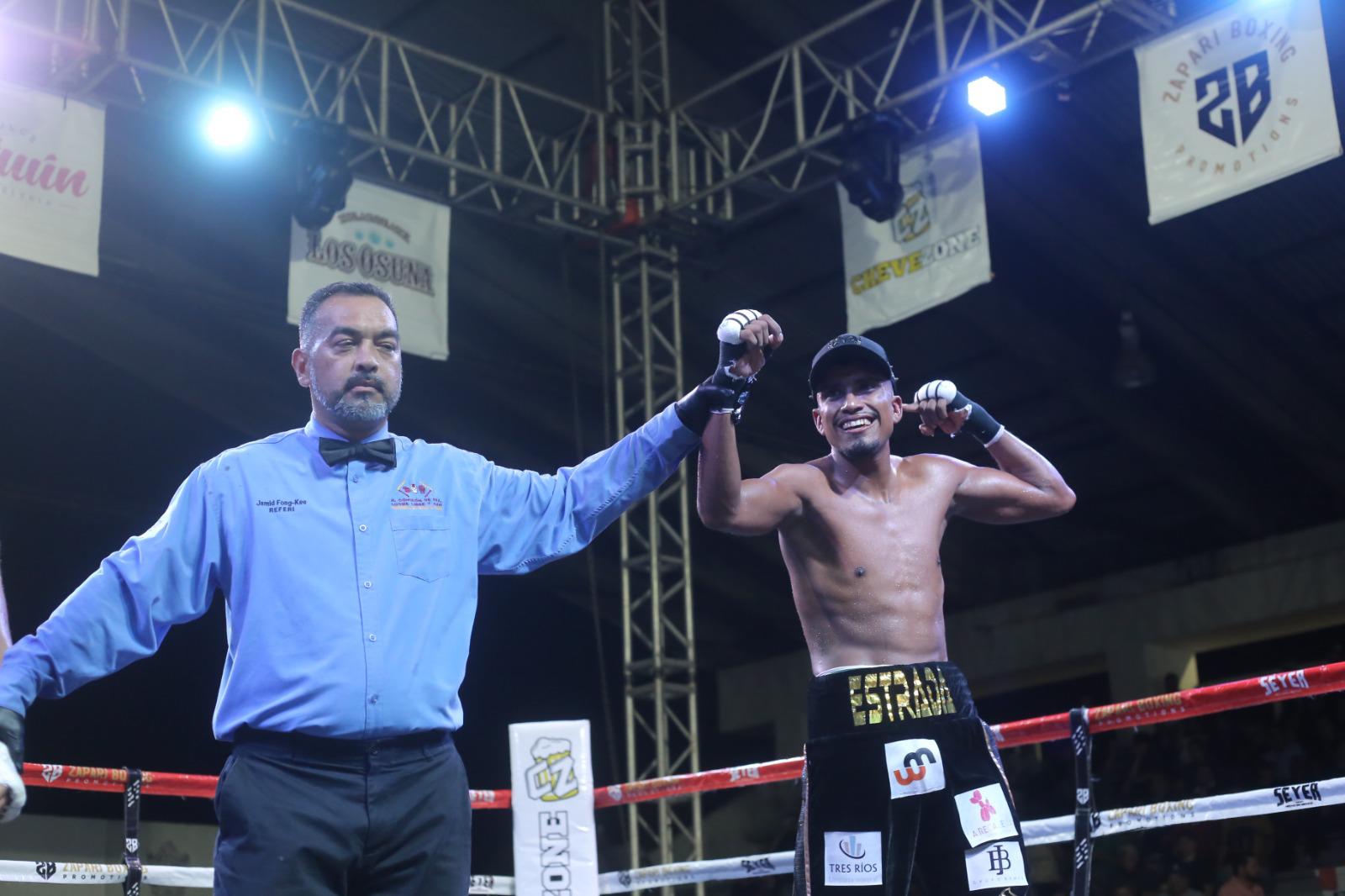 $!Escuinapense ‘Soldado’ Contreras sale avante en función Sangre Nueva 4