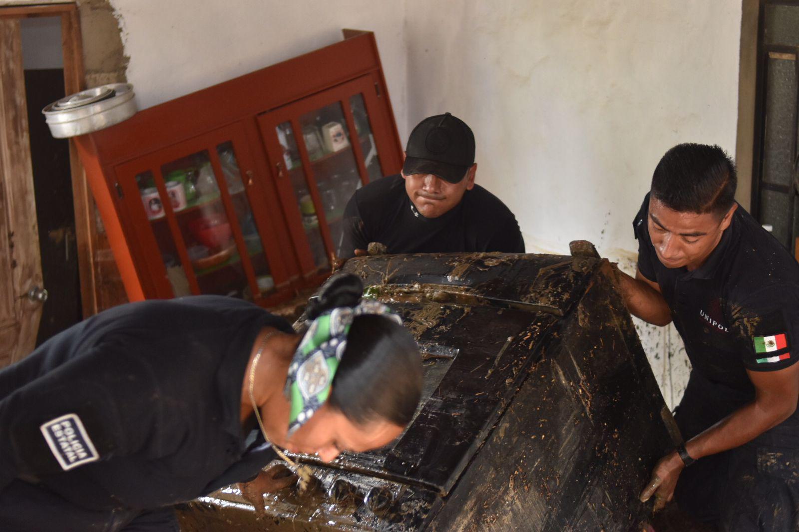 $!Sube a tres los muertos en Nayarit por el paso del huracán Roslyn; además de cuantiosos daños