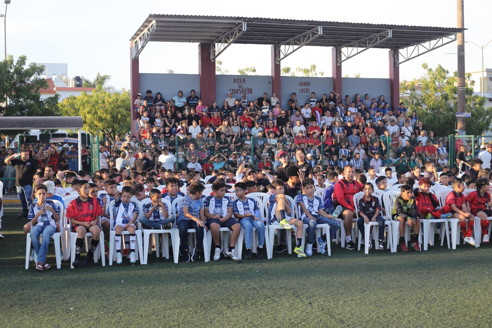 $!Imdem reconoce a los campeones de su Liga de Futbol 2025-2026