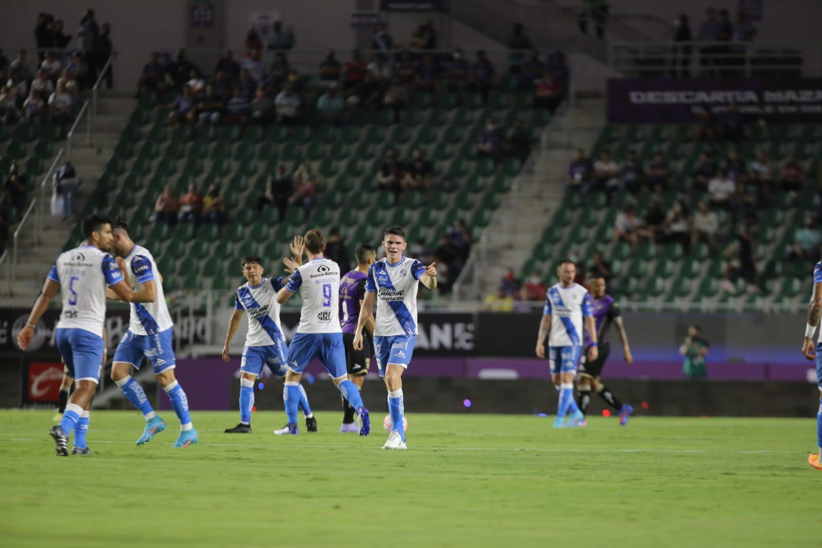 $!Mazatlán FC es aplastado en casa por el Puebla