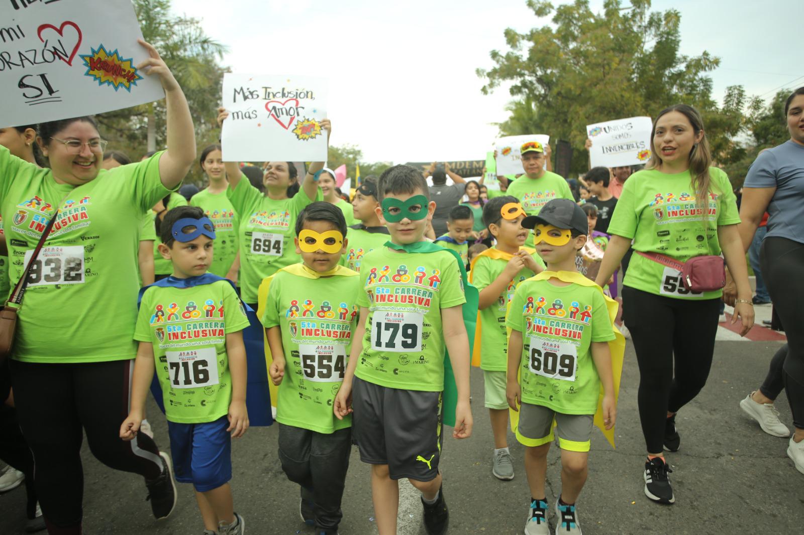 $!ICO reúne a más de mil personas en carrera inclusiva por la solidaridad en Mazatlán