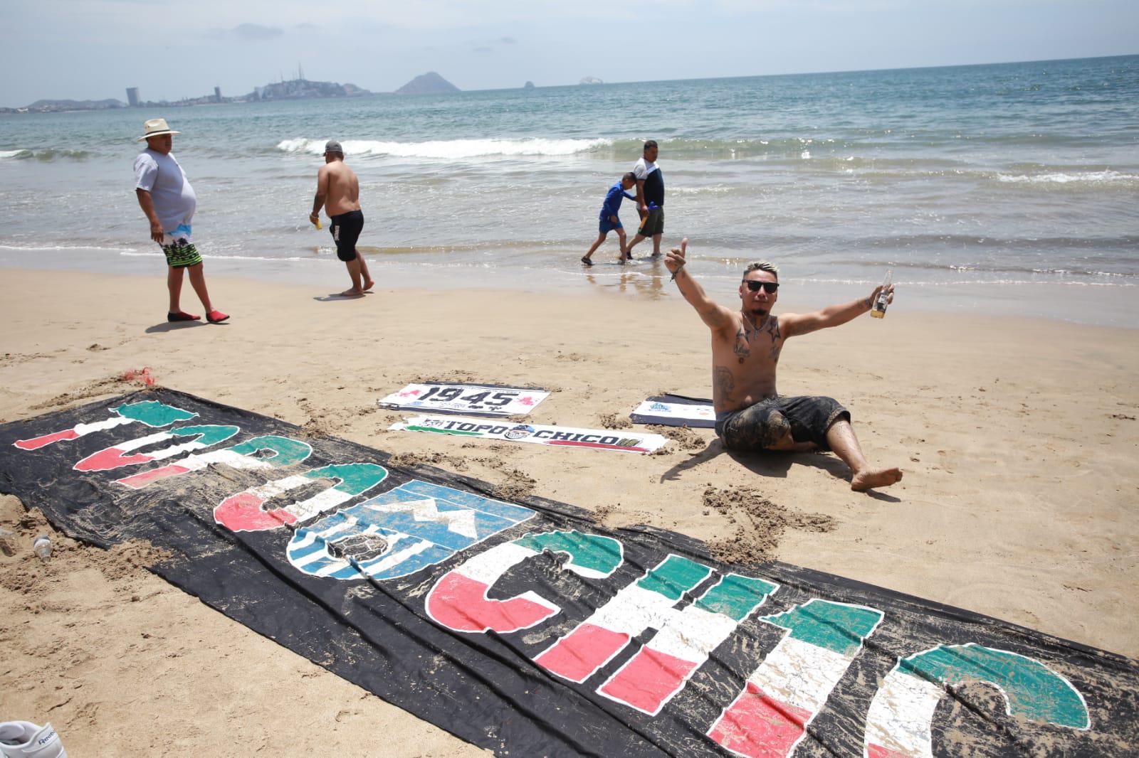 $!La Pandilla de Monterrey invade Mazatlán (FOTOS)